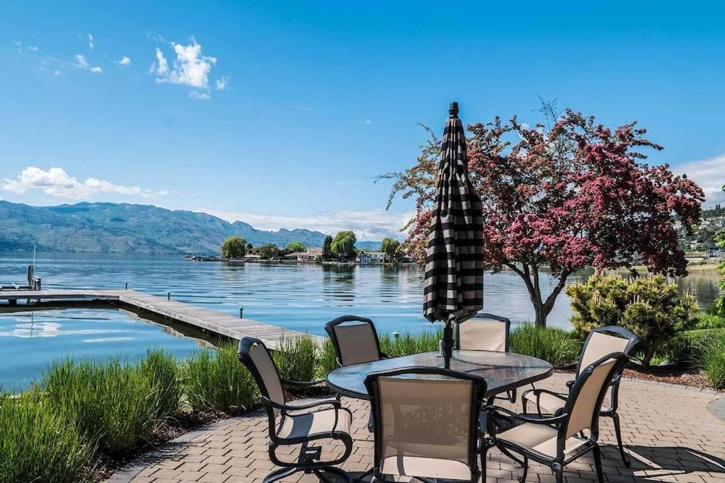 Lake House At Quails' Gate Winery 西基隆拿 外观 照片